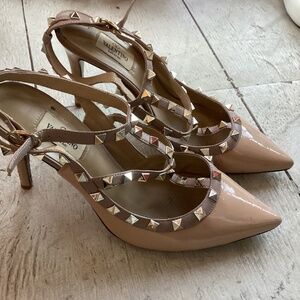 VALENTINO rockstud heels size 9